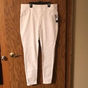 White jeggings